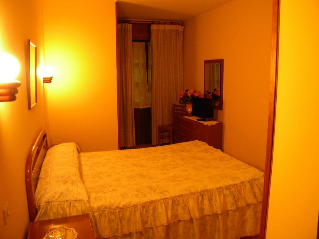Hotel Solymar Брисия Номер фото
